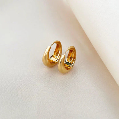 CARMEN™ – Set de aros minimalistas